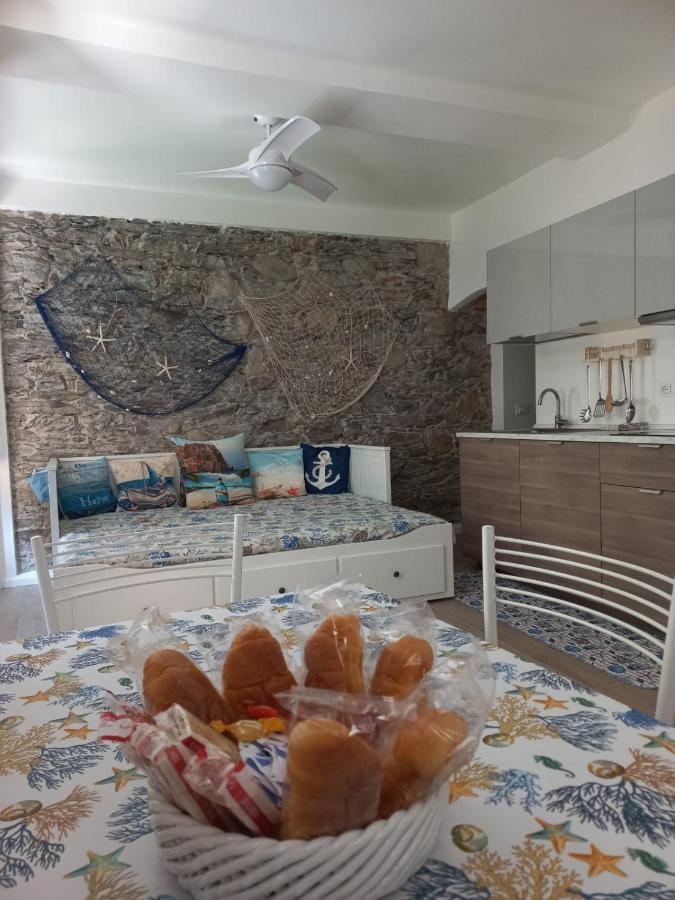 Casa Maja Apartment Riomaggiore Bagian luar foto